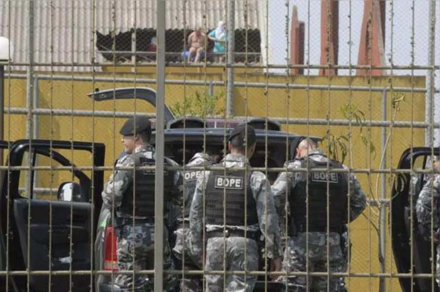 Rebelados exigem troca do comando de penitenciária