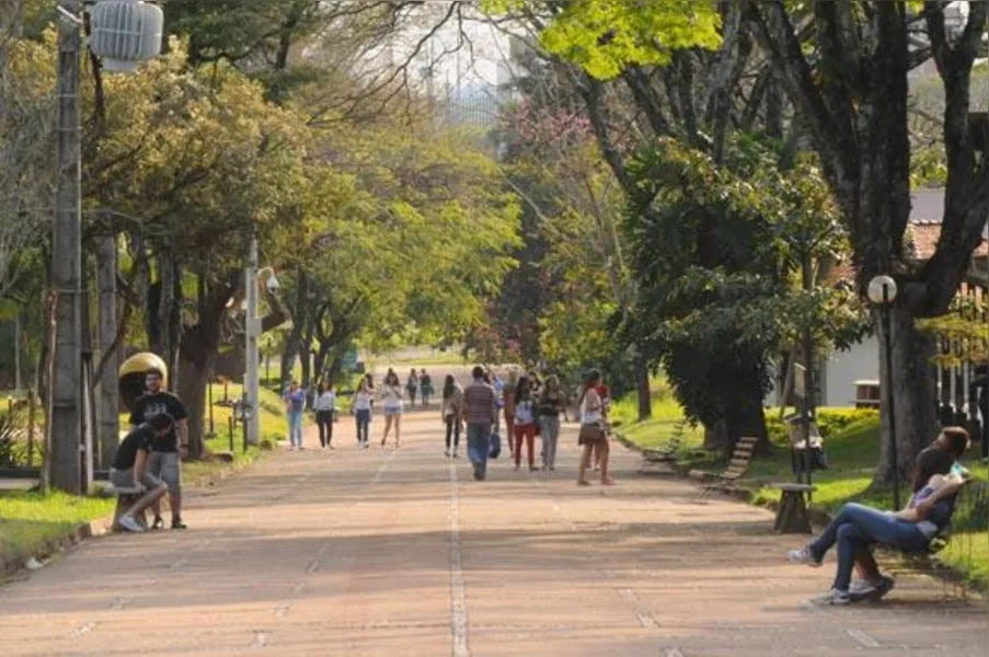 De olho no centenário