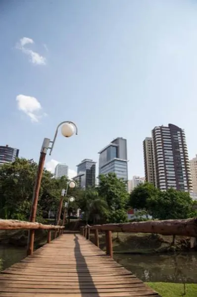 De olho no centenário