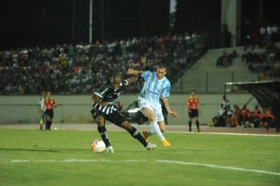Nos pênaltis, Londrina vence e pega Coritiba na semifinal