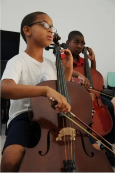 Confira as fotos do Projeto 'Musicando na Escola'
