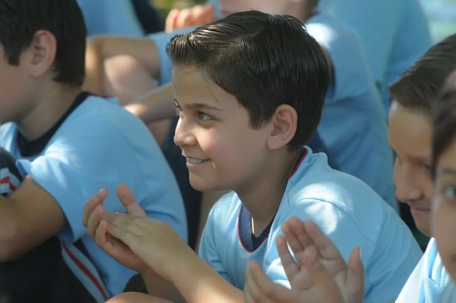 'BRINCAR É COISA SÉRIA' O encanto de uma boa história
