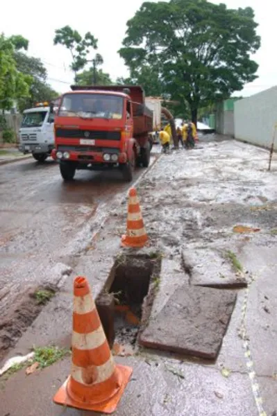 Confira as fotos dos estragos causados pela chuva em Londrina