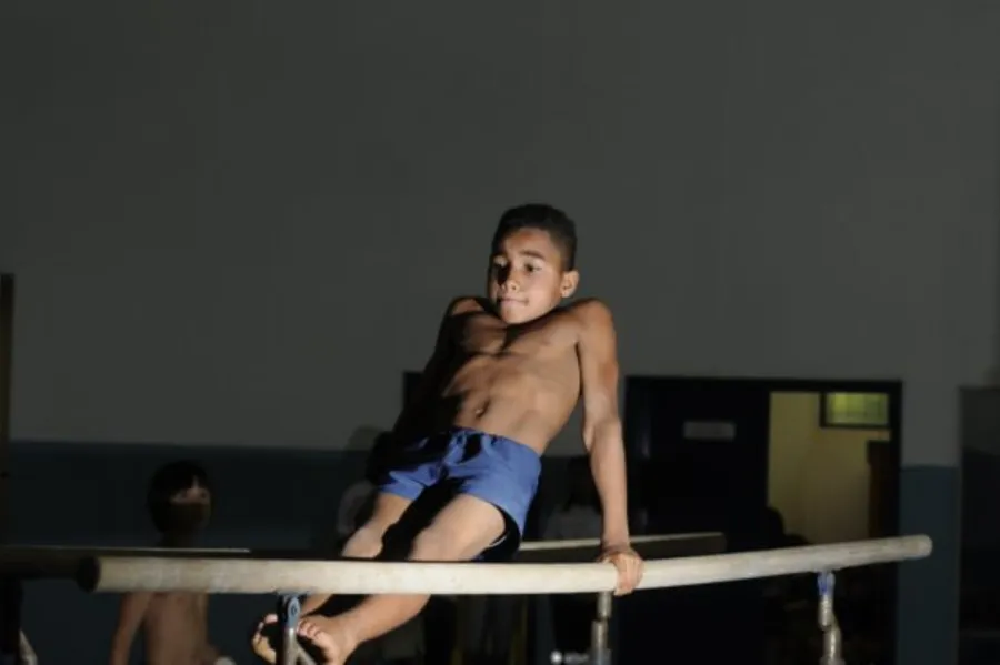 Ginastas da Alga sobem no pódio