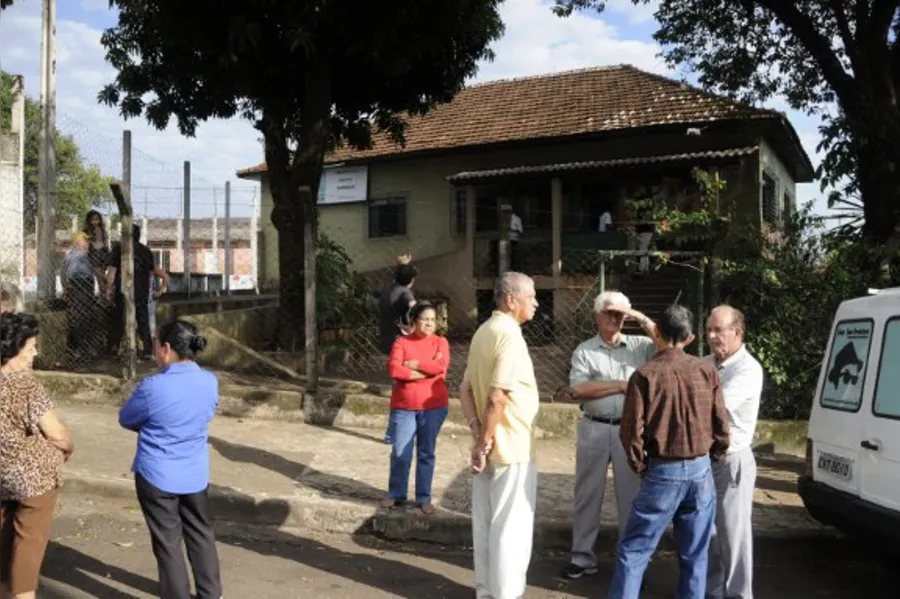 Moradores reclamam de estrutura de UBS