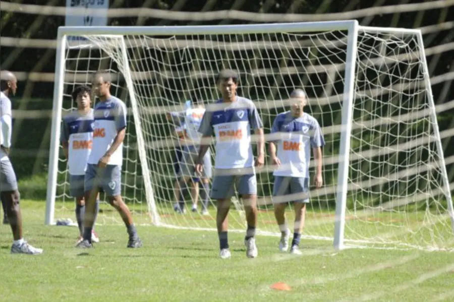 Reforço do LEC quer 'retomar carreira'