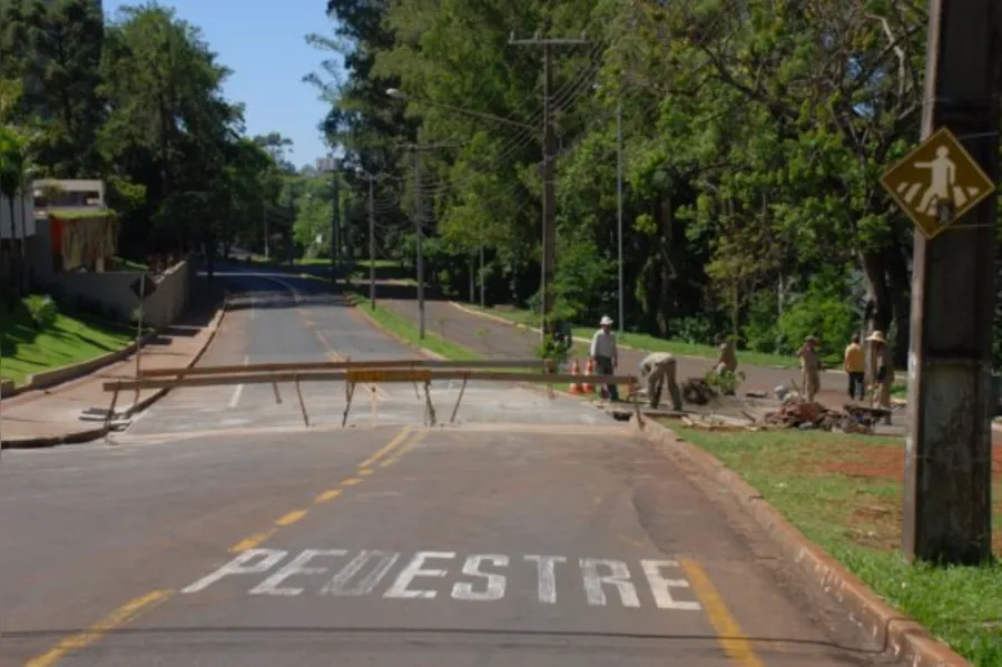 Souza Naves terá faixa elevada
