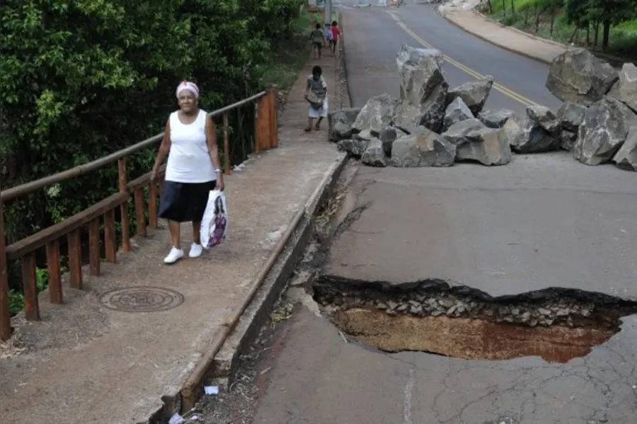 Londrina ainda convive com estragos