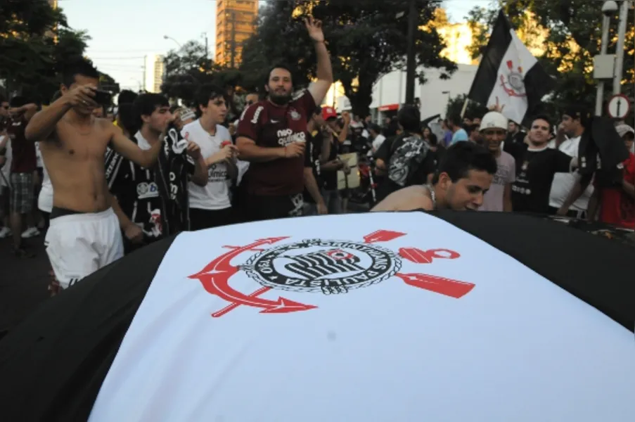 Provocações no bar, festa na Higienópolis