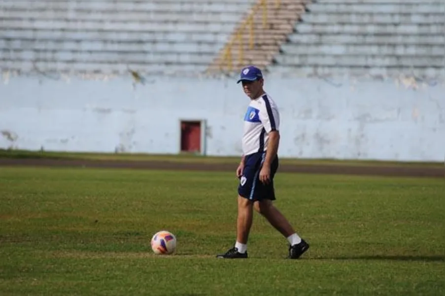 LEC é absolvido em julgamento no STJD
