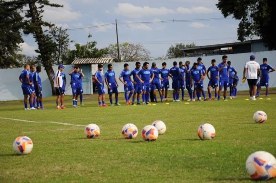 LEC é absolvido em julgamento no STJD