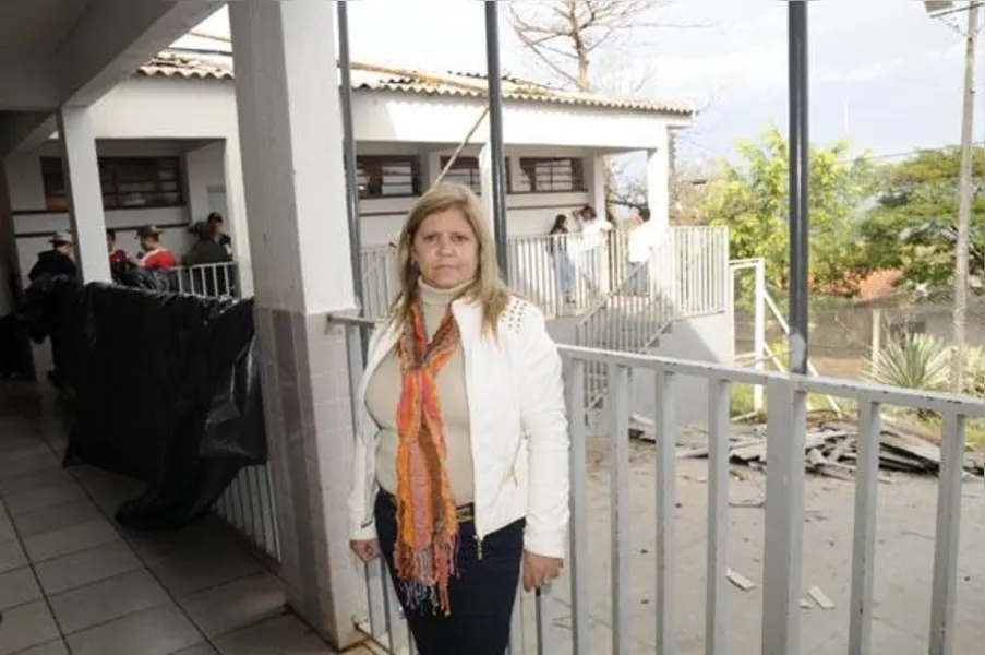 Escola retoma aulas após temporal