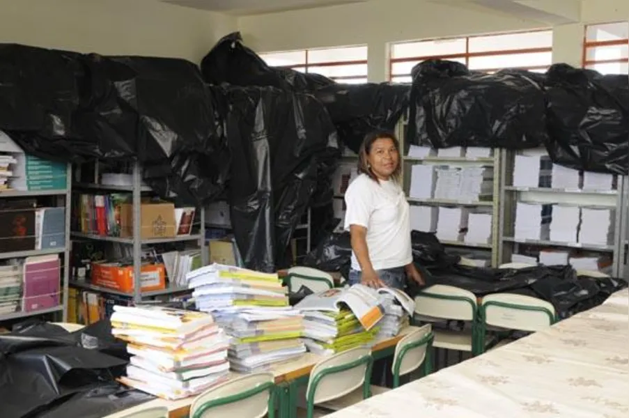 Escola retoma aulas após temporal