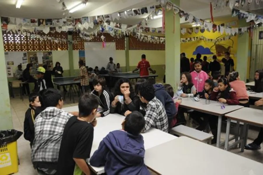 EDUCAÇÃO INTEGRAL - Apucarana é pioneira no PR