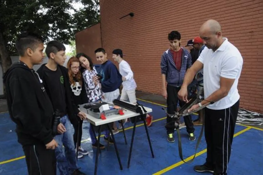 EDUCAÇÃO INTEGRAL - Apucarana é pioneira no PR