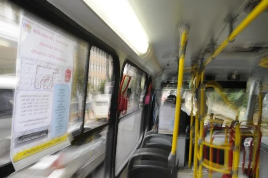 Ônibus gratuito começa a circular no centro de Londrina