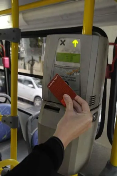 Ônibus gratuito começa a circular no centro de Londrina