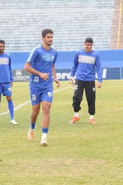 LEC busca vitória em reencontro com torcida