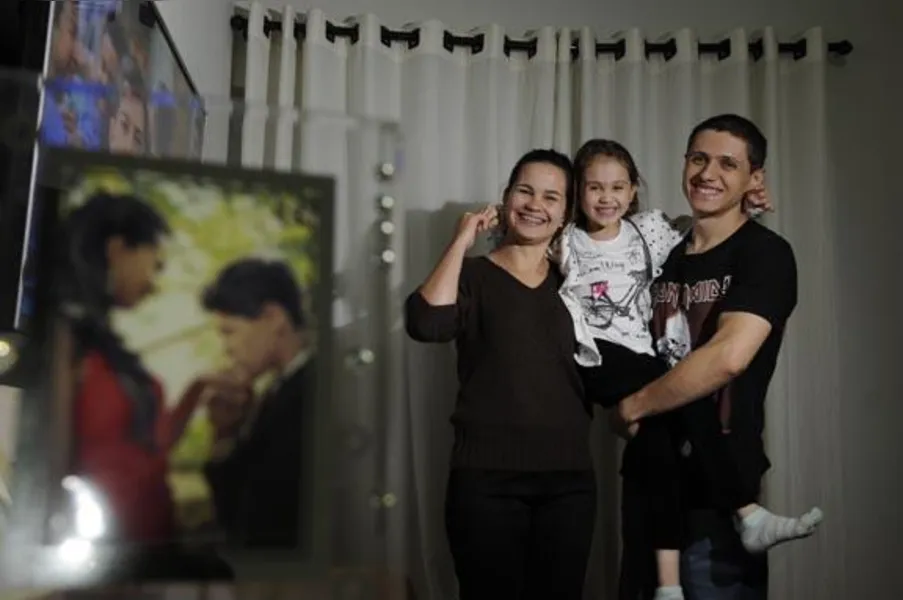 PROBLEMA SOCIAL - País fecha os olhos para os casamentos infantis