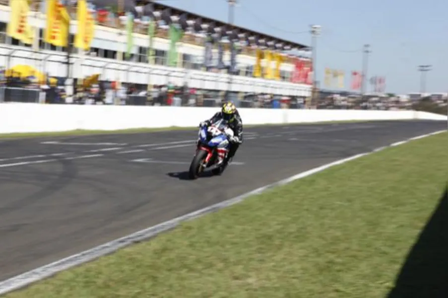 SUPERBIKE BRASIL - Doce retorno