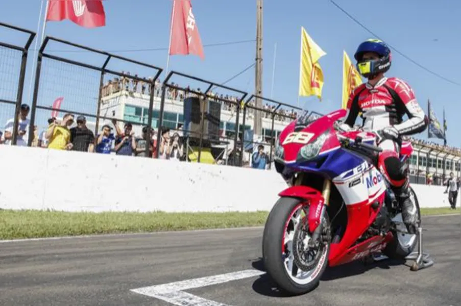 SUPERBIKE BRASIL - Doce retorno