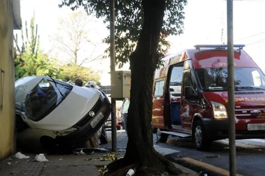 Colisão violenta no centro