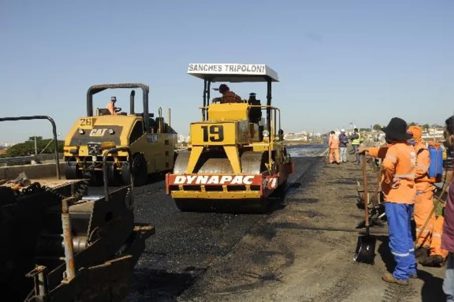 Ceal promete avaliar obras de duplicação da PR-445