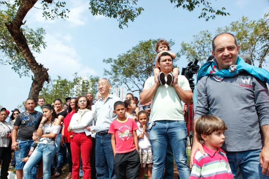 Desfile da Independência reúne 10 mil pessoas em Londrina