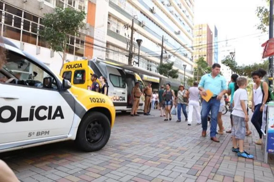Calçadão recebe Feira do Trânsito