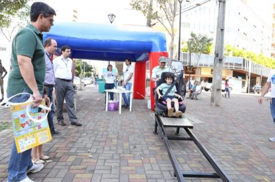 Calçadão recebe Feira do Trânsito