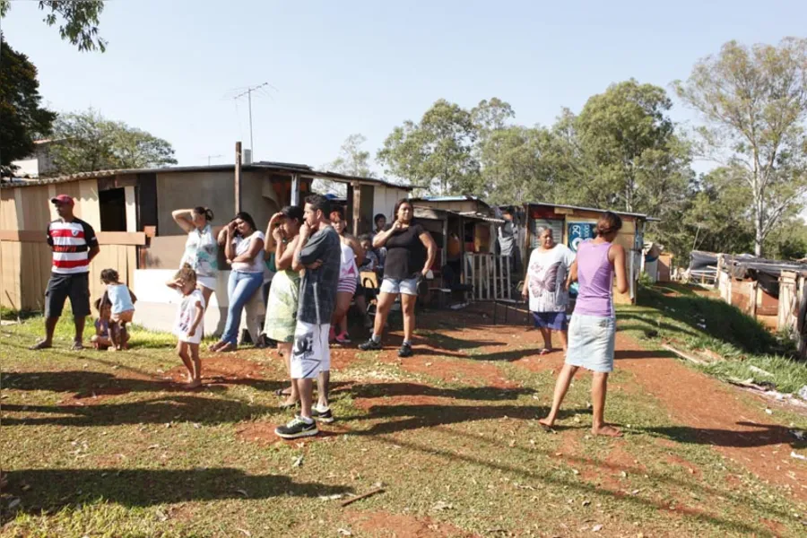 Famílias ganham prazo para desocupar terreno do CAPC