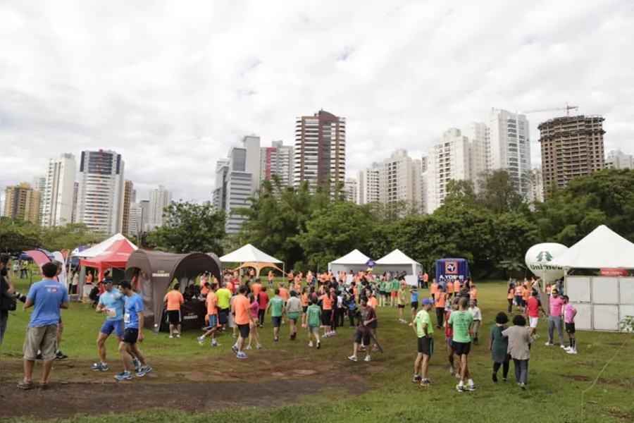 Cerca de 800 participam de corrida de rua