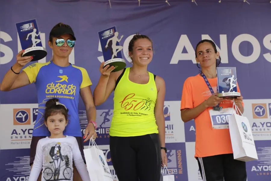 Cerca de 800 participam de corrida de rua