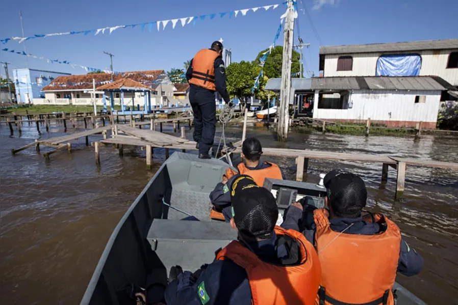 NAVIOS ESPERANÇA  'Saúde onde houver vida'