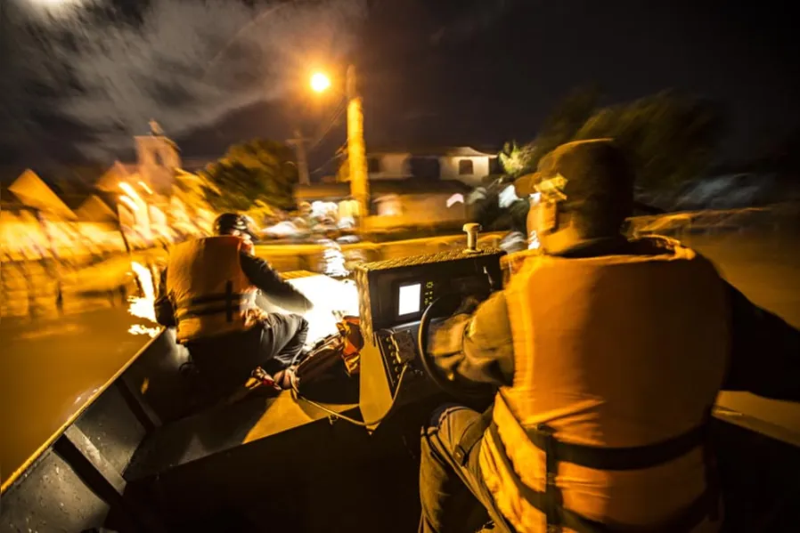 NAVIOS ESPERANÇA  'Saúde onde houver vida'