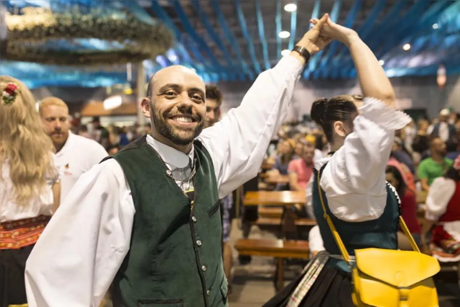 Turismo - Só chope e alegria