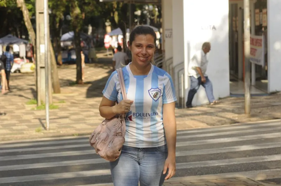 Londrina se veste de azul e branco