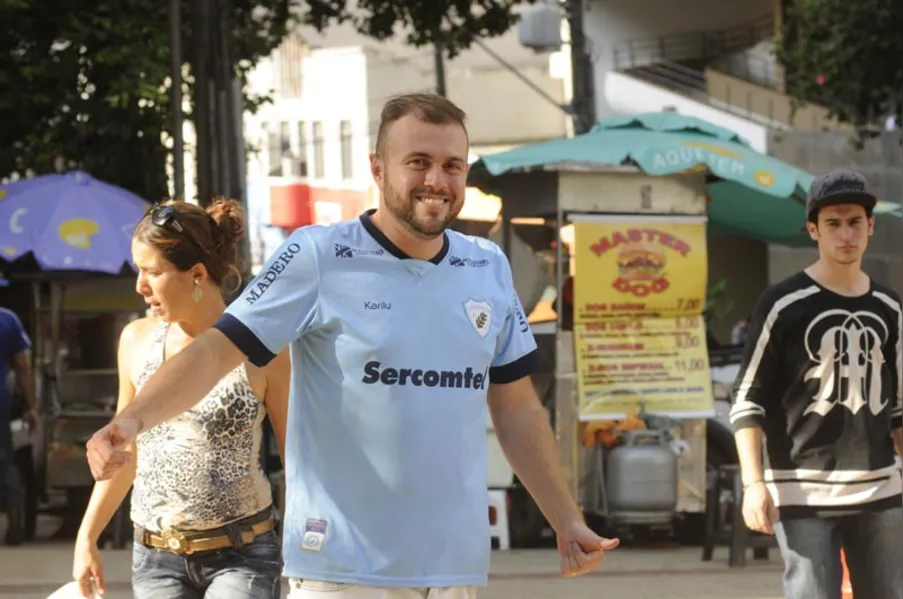 Londrina se veste de azul e branco