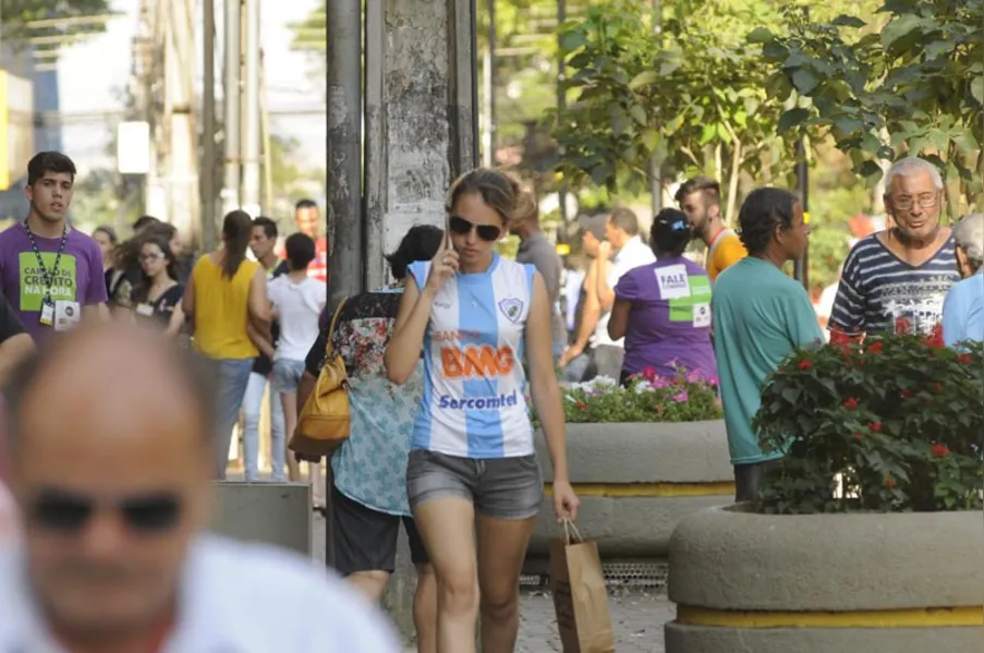 Londrina se veste de azul e branco
