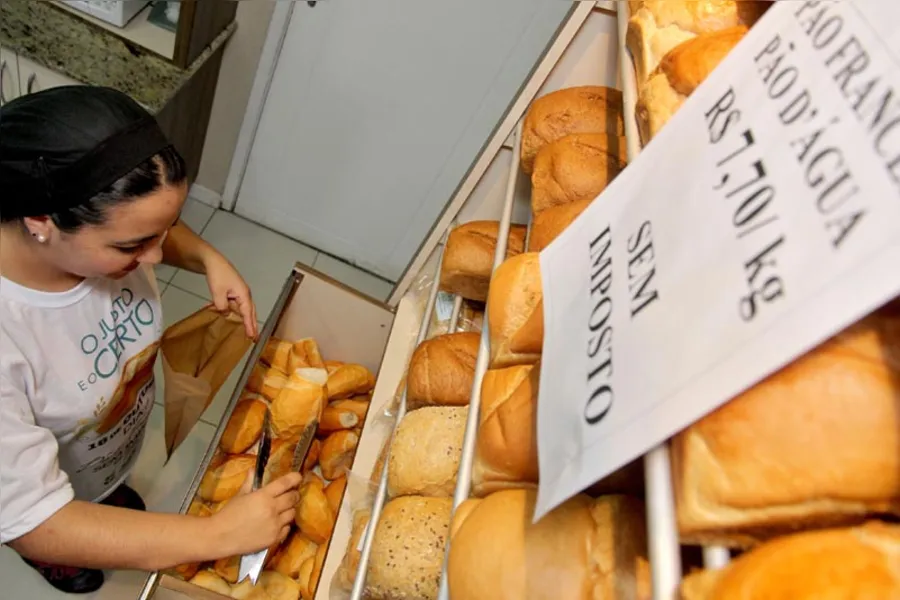 Dia do pão sem imposto aumenta movimento nas panificadoras