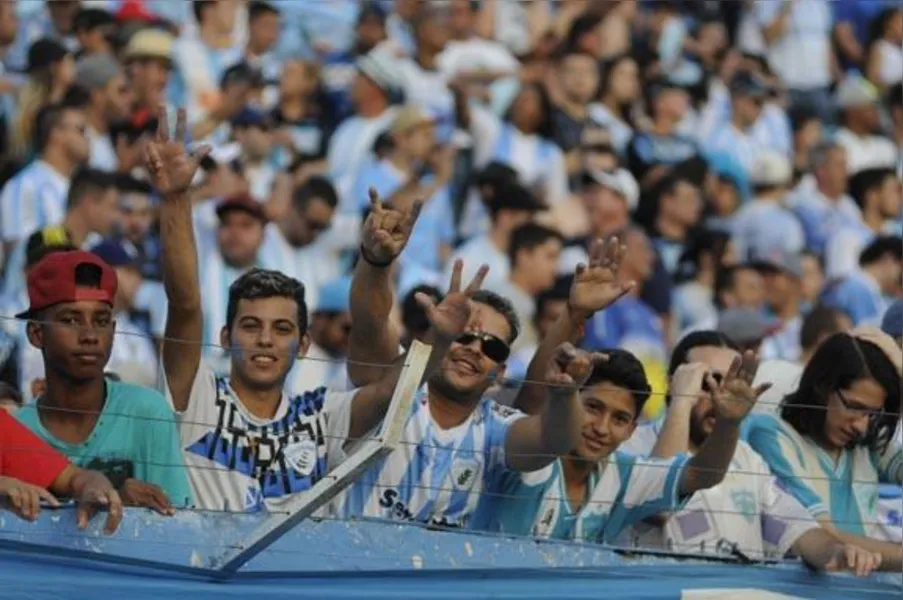 APROVADO - Nas graças da torcida