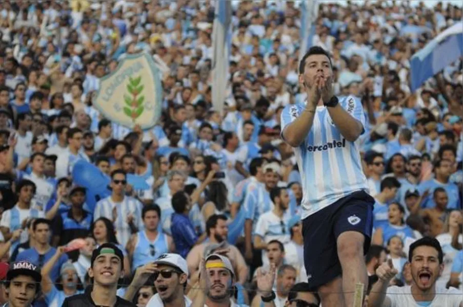 APROVADO - Nas graças da torcida