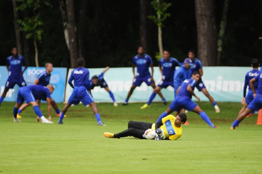 Jogadores do LEC convocam a torcida para decisão no Café