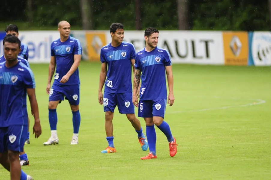 Jogadores do LEC convocam a torcida para decisão no Café