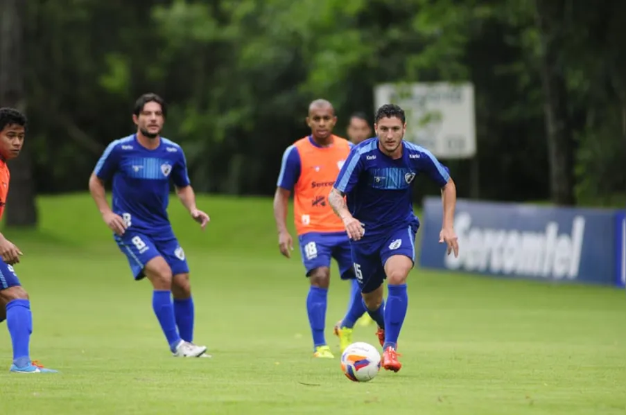 Jogadores do LEC convocam a torcida para decisão no Café