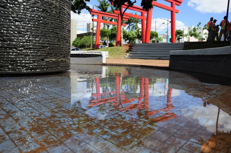 Casal imperial japonês chega hoje ao Paraná
