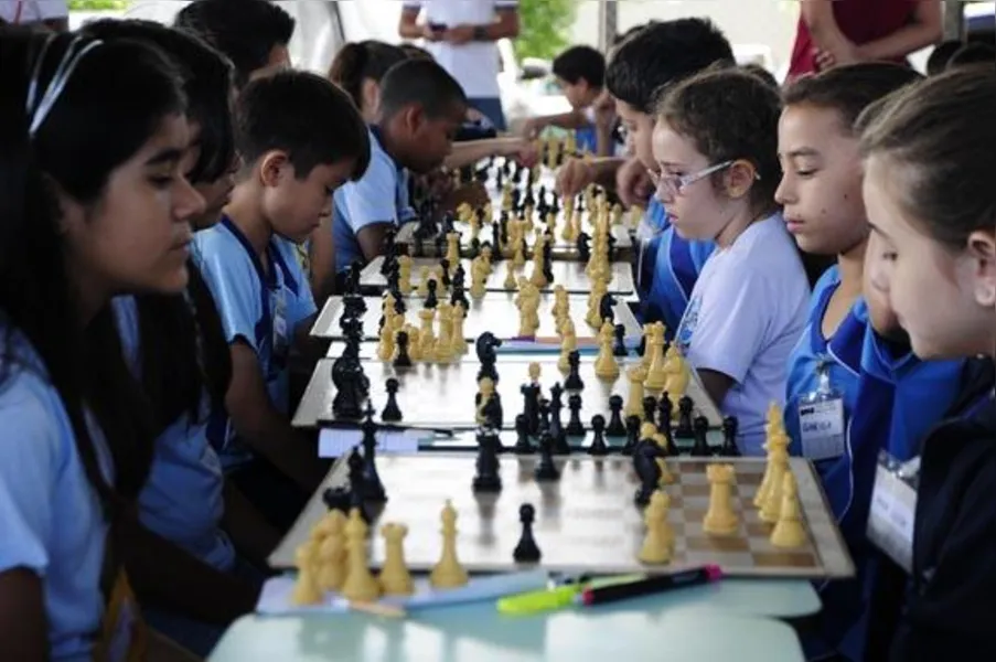 Entre reis, rainhas e peões