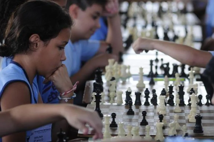 Entre reis, rainhas e peões