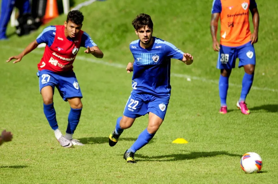 Tencati aposta em jogos mais abertos contra o Vila Nova