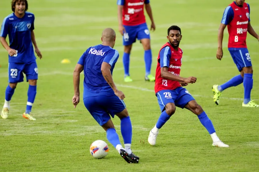 Tencati aposta em jogos mais abertos contra o Vila Nova